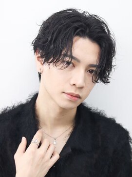 トゥルークリエイション 大宮(True Creation) 毛流れセンターパート