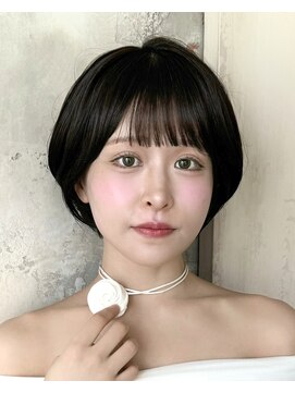 アフロート ルヴア(AFLOAT RUVUA) 《岩田莉奈》40代50代に人気の似合わせ丸みショートボブ　新宿