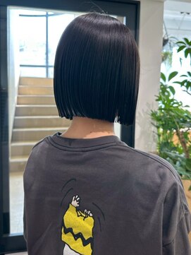 オーシャン(Ocean) 切りっぱなしボブ 黒髪 髪質改善トリートメント 10代20代