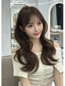 ベージュカラー×レイヤーカット