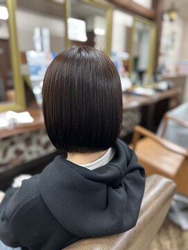 アート(art) アイロンなし！ぱつっとボブ