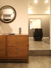 南森町｜一人のために、一人が向き合う。あなただけの時間と髪へ