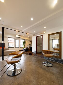 TRANSIT hair&spaの写真/カウンセリングから仕上げまで担当が変わらない。周りを気にせず自分らしく過ごせる特別な時間を