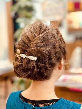 エージー ヘアー フジガオカ(A.G hair FUZIGAOKA) 大人可愛いお呼ばれヘア☆