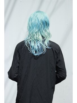 キミ(kimi) 【kimi自由が丘】マッシュウルフ×ライトブルー