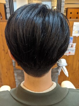 モードファクター デザイナーズサロン(mode Factor designer's salon) 刈り上げショート