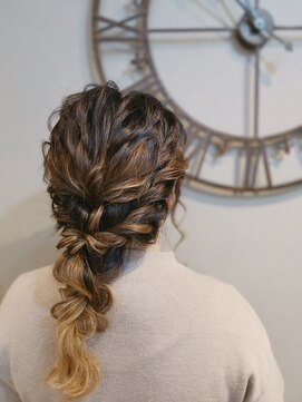 ヘアセットサロン ミント(Hair set salon MINT) 編みおろし