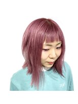 プランクスター(prankster)&nbsp;[prankster]眉上バングのピンクのレイヤースタイル