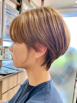 ヘアークリアー せんげん台 大人可愛い 小顔ワンサイドショート 前下がり丸みショート