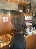 ミディアムヘアオリーブベージュ