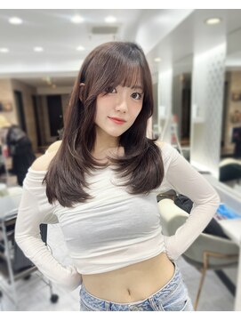 ジーナ 名駅(XENA.) 《石塚》色気レイヤーカット巻き方簡単ミディアムロング韓国