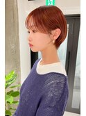 ショートヘアベリーショート暖色前髪くびれ丸みボブ20代30代40代