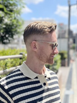 刈部倶楽舞 アップバンク/フェード/スキンフェード 七三