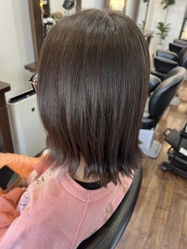 ミディアムボブ