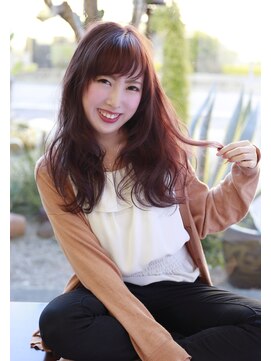 クラウン ヘアー(CLOWN hair) ルーズなウェーブで柔らかい表情に