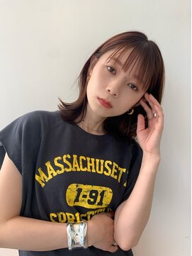 フィル 横浜(fil) 外ハネロブ_カーキグレージュフェザーバング