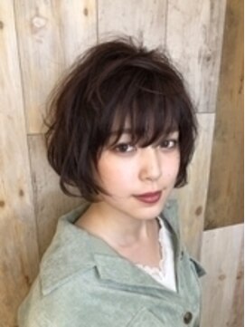 エーアイ 那覇国際通り(Ai) レイヤーボブ