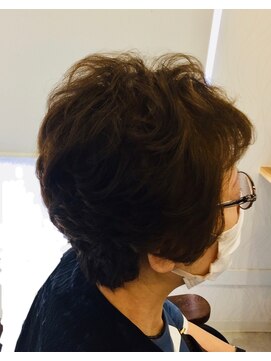ヘアーカルチャー おゆみ野店(HAIR CULTURE) スタイリングショートグレイヘアショートボブ40代50代