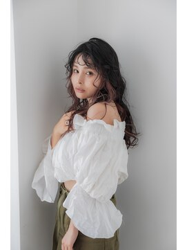 ラエティティア ロコ 刈谷店(Laetitia loco) バイオレットピンクのインナーカラー