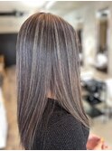 10代20代うる艶ロングヘア×透明感ハイライトカラー