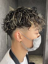 ゴールド 京都 三条(GOALD)&nbsp;スペインカールスパイラルパーマ強め