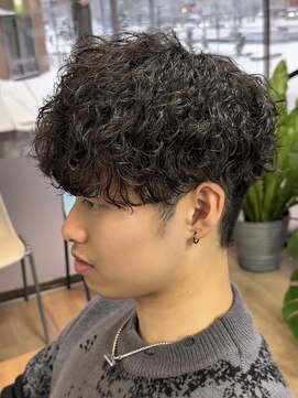 ヨリ サッポロ 札幌大通(yori SAPPORO) ニュアンスパーマ/センターパート/韓国マッシュ/ダークアッシュ