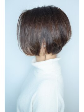 ラウンジ モリオ イケブクロ(Lounge MORIO Ikebukuro) 【morio池袋】人気の髪型 前髪長め前下がりショートボブ#