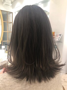 ロンド シャルム 吉祥寺(Lond charme) 【Lond charme 濱田麻佑】切りっぱなしレイヤーミディ