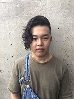 キャラクター(character) ミディアム　ツーブロックスタイル