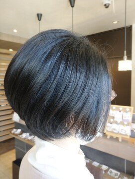 グランジュテ ヘアアンドスパ 真砂(GRAND JETE) 前下がりグラデーションボブ