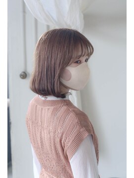 ホワイトルーム(White Room) シアーベージュの内巻きボブ♪