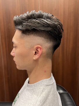 ヒロギンザ 新橋店(HIRO GINZA) スキンフェード×形状記憶パーマ