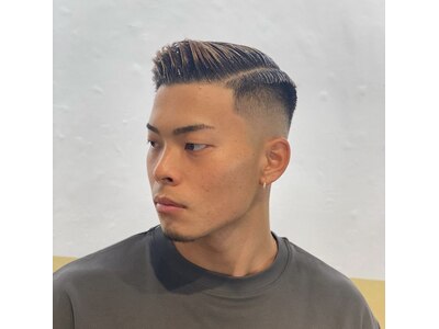 This is BARBER。パシっとポマードでキメる。