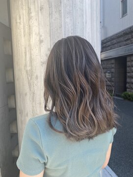 リバレッジ 広尾(Leverage) ハイライトグレージュ【広尾/恵比寿】担当：柴崎