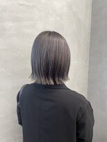 ファイブバイジエクト 堀江(FIVE by The Ect)&nbsp;ぱつっとボブ　切りっぱなしボブ　ボブヘア　グレージュカラー
