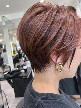 アンド ストーリーズ(&STORIES) 前下がりショート/前髪/絶壁解消/小顔効果/30代/40代【橋本】