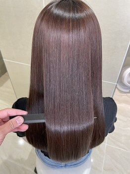 クララ ヒタチナカ(CLALA Hitachinaka)の写真/【CLALA髪質改善】こだわりの商材×圧倒的な技術力で貴方にベストな髪質改善を♪クセやうねりも根元解決◎