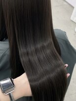 エヌアイ オモテサンドウ(ni omotesando)&nbsp;ラベンダーグレージュ/艶髪Aujuaケアカラー上野