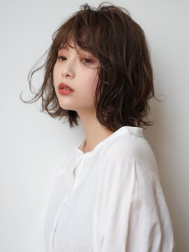 マイラ 銀座(myla) 小顔ミニ外ハネボブイメチェンワイドバング美髪ホワイトブロンド