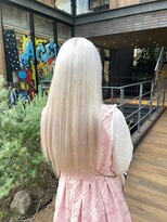 ドットハリス(.Hallis)&nbsp;ホワイトカラー/エクステ/髪質改善