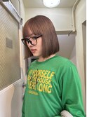 ミルクティーベージュ