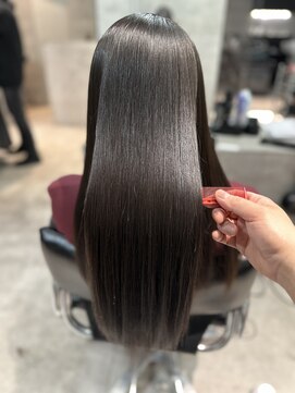 ソル 八王子(SOL) 暗髪ストレートで清楚可愛く変身