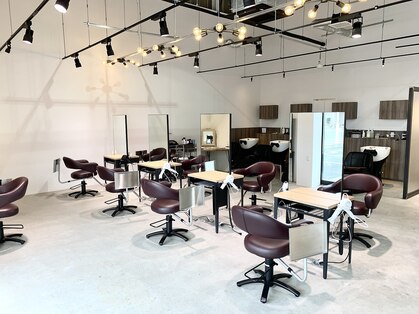 グランデュール 浜松東若林店(GRANDEUR)の写真