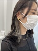 ホワイトベージュ