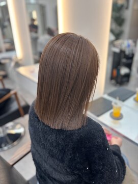 リエンスクレア(RIENS xrea) 透明感グレージュ×切りっぱなしボブ×川田那々海