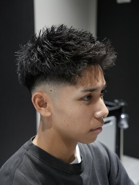 メッツ 原宿(METS) MEN'S/ツイストピンパーマ×フェード/ツイスパ/ツイスト