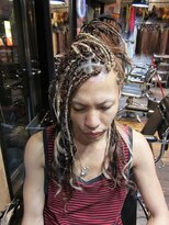 ゾーマ(ZOUMA) コーンロウ&ストレートブレーズ