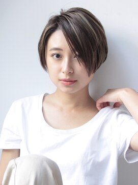 コクーン(Cocoon) ストレートタッチ#前髪#イメチェン#ウェーブパーマ#こなれミディ