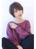 ローライトアッシュブラウン大人かわいい小顔ワンサイドショート