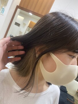 美粧ほそや 横浜反町 グレージュ×インナーカラーブロンド